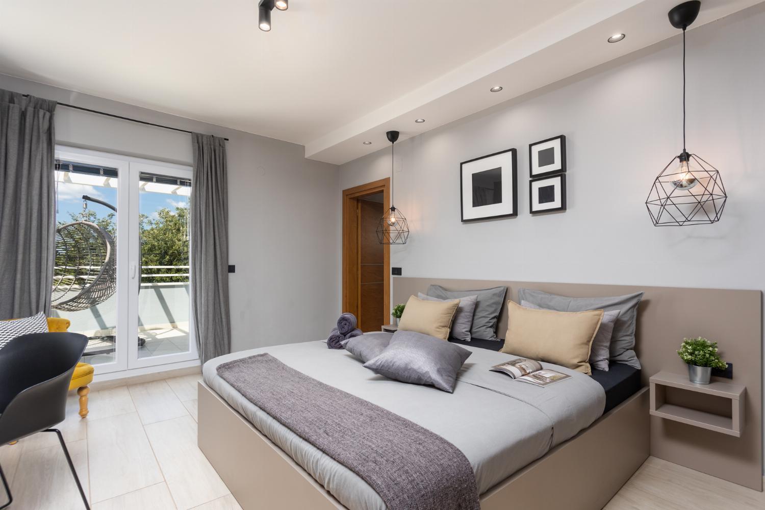 Villa Ovis Peresiji Экстерьер фото